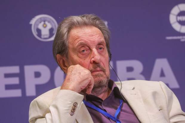 В Госдуме пожалели заплативших за общение с отцом Маска россиян