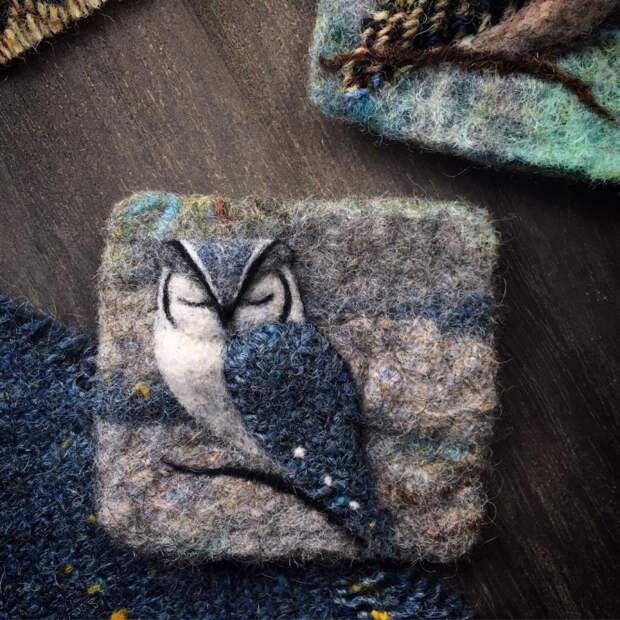 Валяные медальоны The Lady Moth