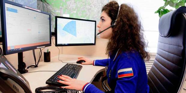 Более 1000 операторов «Службы 122» принимают звонки по мобилизации в Москве