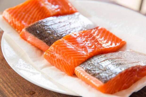 Можно ли есть сырой лосось: полезные и опасные свойства рыбы