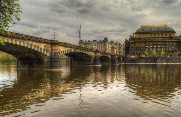 Самые чарующие мосты Праги