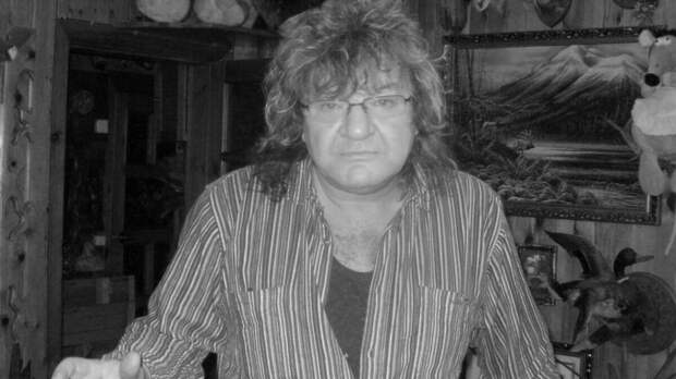 Экс-солиста группы "Земляне" Юрия Жучкова похоронили в Барнауле