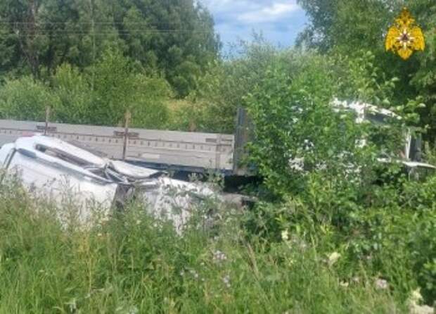 Пострадавшего в ДТП водителя доставили в больницу вертолётом