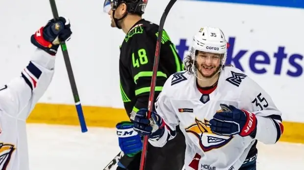 «Металлург» обыграл в овертайме «Салават Юлаев» в матче КХЛ