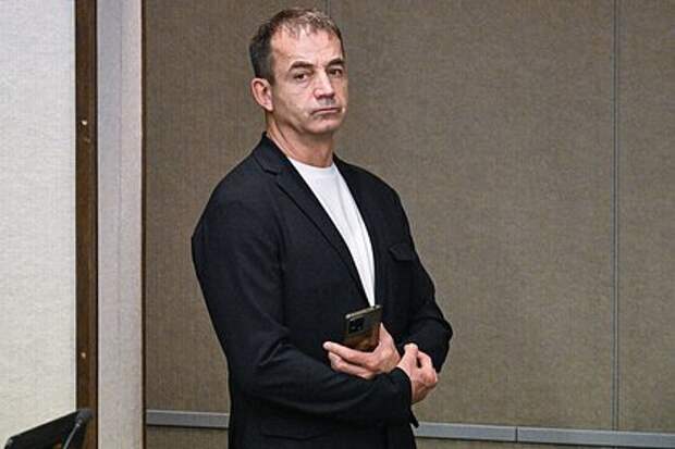 Певцов: российским артистам не место иностранным псевдонимам