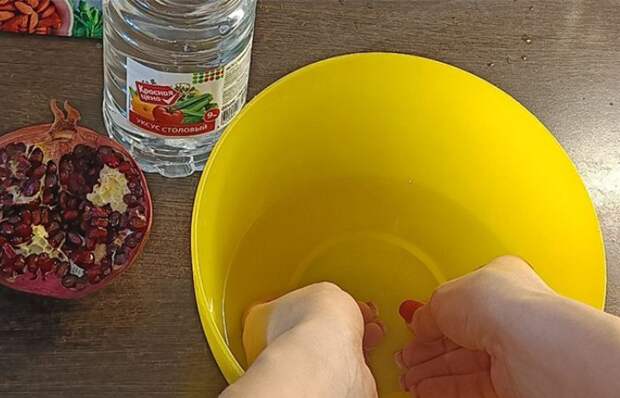 Уксус не допустит окрашивания ваших рук! Уксус не допустит окрашивания ваших рук!