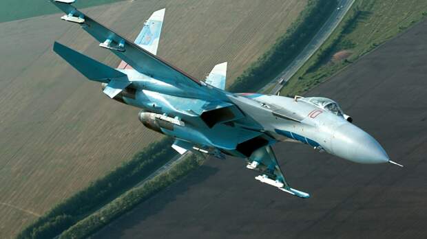 Приблизились к границам России: Русские Су-27 подняли в воздух из-за истребителей Бельгии