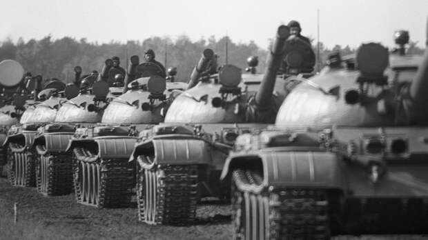Зачем СССР создал свой военный блок — Организацию Варшавского договора