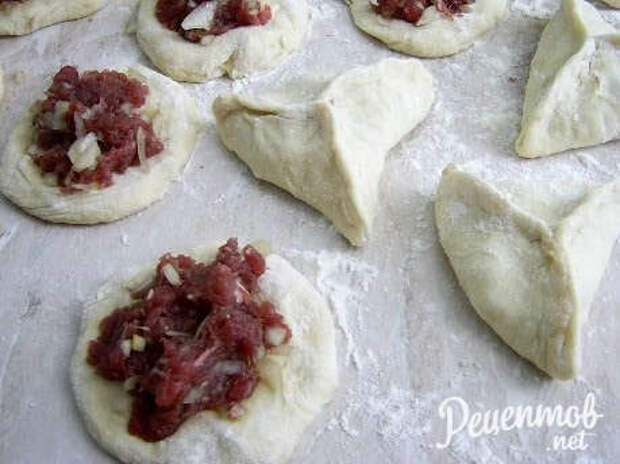 Беляши на кефире Беляши на кефире