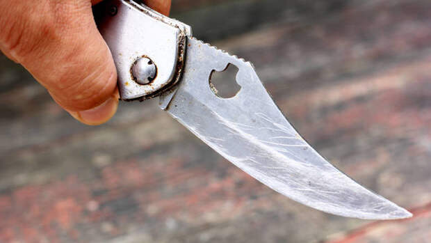 В Югорске школьник ножом порезал ученика своего класса