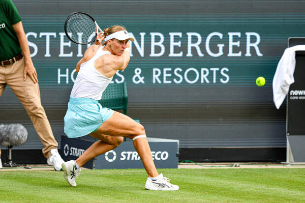 Самсонова вышла в 1/8 финала турнира в Хертогенбосхе