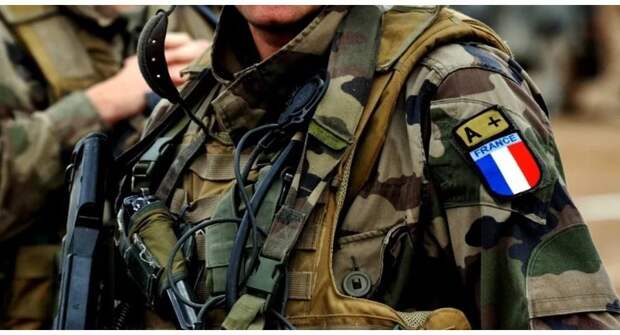 Началось. Париж признал гибель военного советника «на территории между Сирией и Ираком»