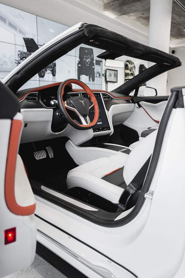 Двухдверный кабриолет Tesla Model S от Ares Design
