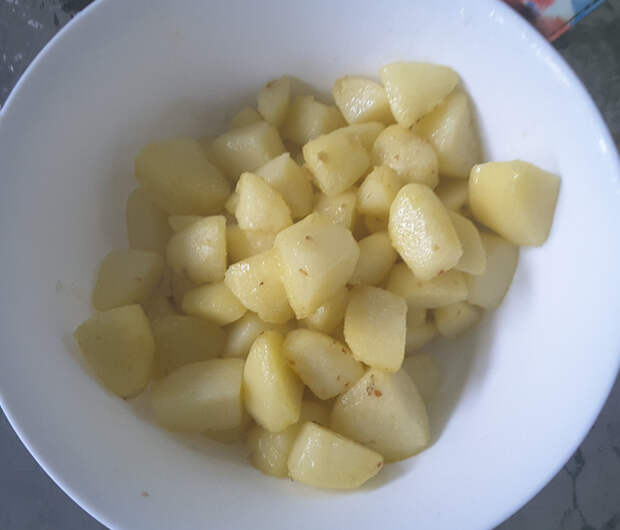 Тушеная картошка с грибами и мясом в казане Тушеная картошка с грибами и мясом в казане
