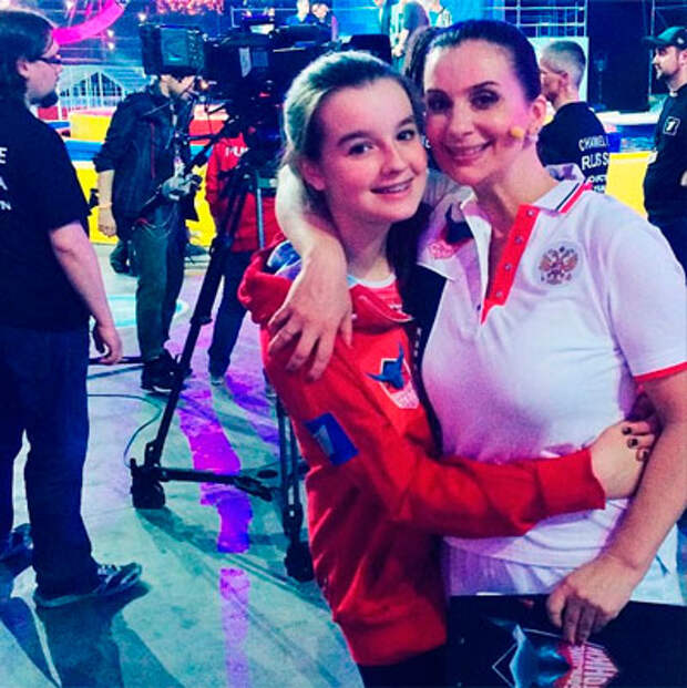Екатерина Стриженова с дочерью Александрой