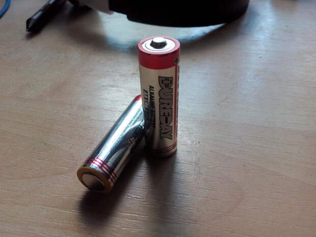 Батарейка - это не аккумулятор. |Фото: novate.ru.