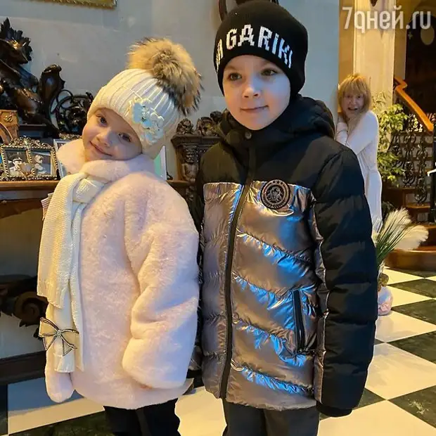 «Начнут отставать в развитии»: детям Пугачевой предрекли проблемы