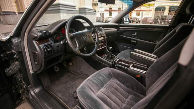 Audi-A8-(78)