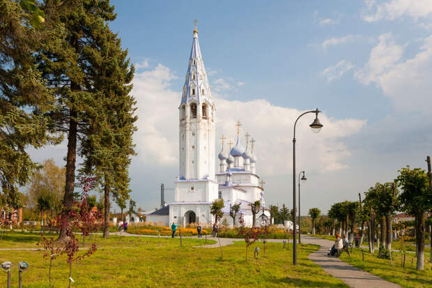 Крестовоздвиженская церковь в Палехе