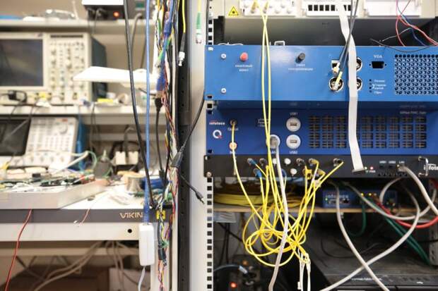 Часть системы квантового распределения ключей. Фото: Ольга Мерзлякова / «Научная Россия»