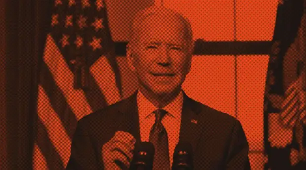 Байден запретил связанным с Россией судам заходить в порты США