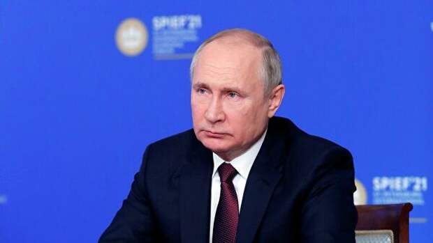 Путин продлил срок гражданской службы Игорю Неверову 