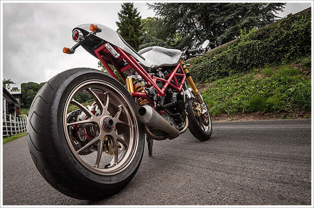 Ducati Monster SR2 800 Café Ducati Monster SR2 800 Café