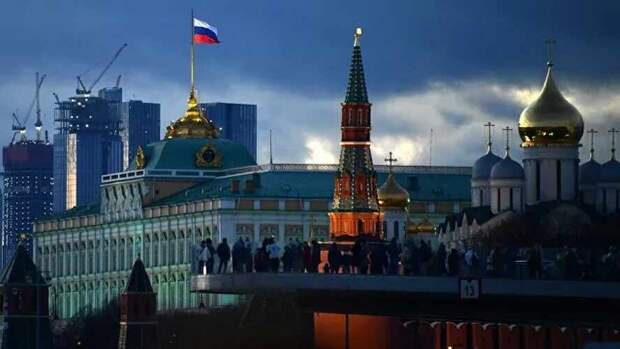 Россию не получилось одемократить, потому её требуют распустить