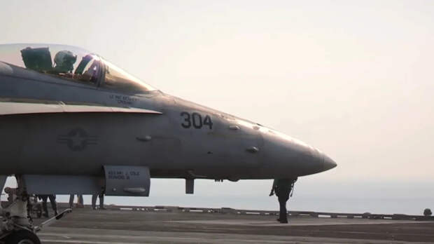 Иран заявляет, что сбил американский F/A-18 Super Hornet