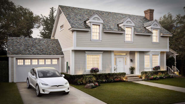 Презентация солнечных крыш состоялась в октябре 2016 года в Лос-Анжелесе. Компания изящно решила эстетическую проблему — фотоэлементы не кладутся на крышу, а сами крышей и являются. Можно выбрать подходящий по стилю дизайн. Самое удивительное, что такая солнечная электрокрыша получается прочнее и дешевле, чем обычная керамическая черепица или что-то подобное. На элементы даётся пожизненная гарантия. Предварительные заказы уже принимаются.