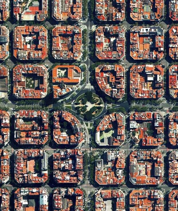 Пласа-де-Сувейра в Барселоне, Испания вид сверху, изменения, планета, последствия, фото, человек