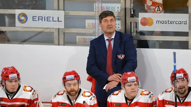 «Автомобилист» потерпел третье подряд поражение в КХЛ, уступив «Ак Барсу»