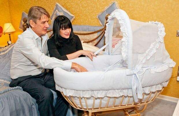 Не верил, что уйдёт: как провёл последние дни жизни борющийся с раком Александр Абдулов