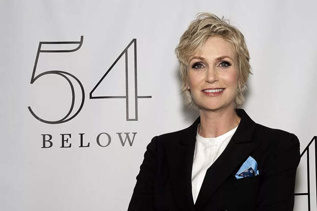 Джейн Линч на сольном концерте 54 Below в Нью-Йорке