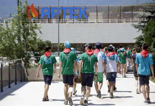 «Бонус от государства»: в России стартовала программа детского туристического кешбэка