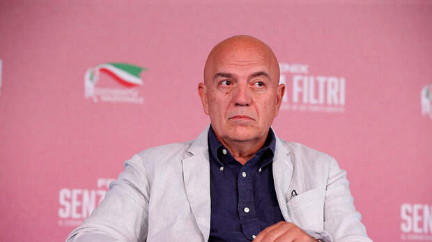 Итальянский политик Риццо обвинил ЕС в провале политики и поражении от России