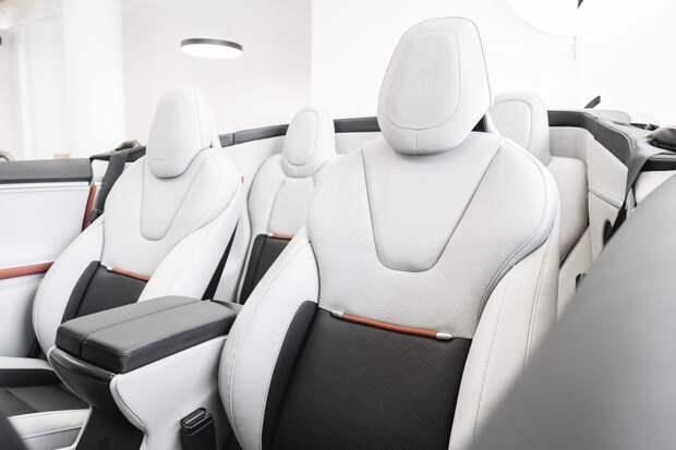 Двухдверный кабриолет Tesla Model S от Ares Design
