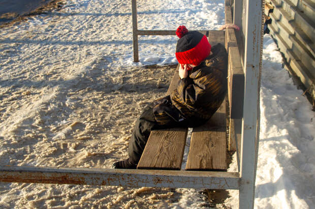 Школьник в Калининграде упал в траншею, оставшуюся после аварийных работ