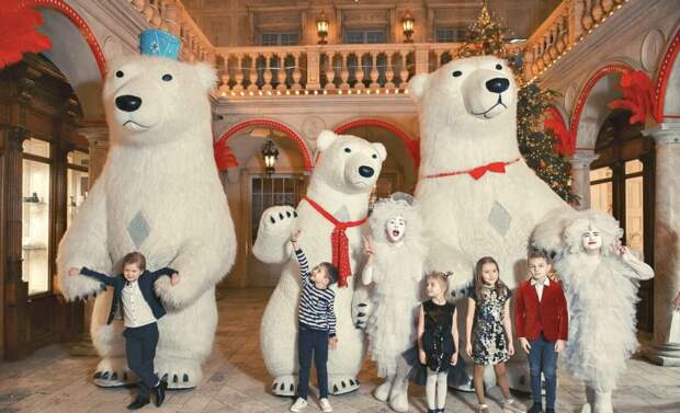 Гранд-Елка по мотивам сказки “О заколдованной снегурочке” во дворце “Турандот” 