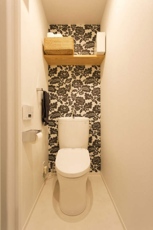 Даже небольшая туалетная комната должна быть уютной и функциональной