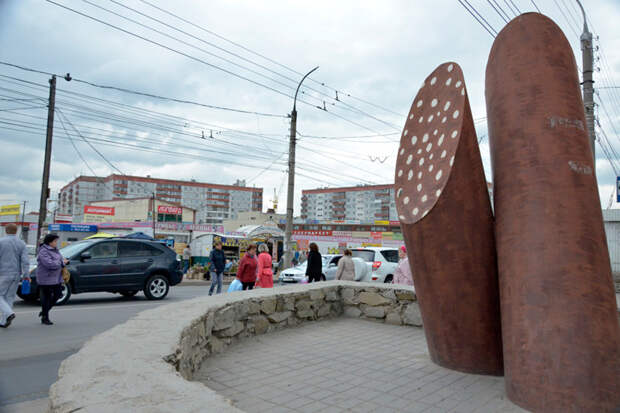 Необычные памятники, на улицах наших городов памятник, факты, фото