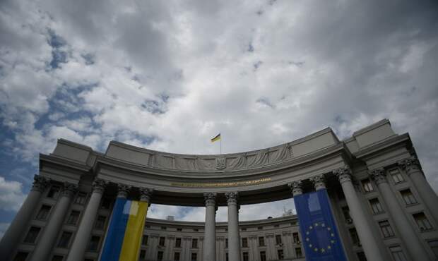 МИД Украины направил России ноту в связи с нарушением границы МИД Украины направил России ноту в связи с нарушением границы