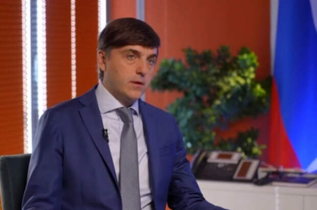 Кравцов: в школах, где случались ЧП, формально относились к рекомендациям