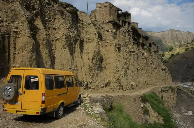 Горные крепости и укрепленные аулы Дагестана Горные крепости и укрепленные аулы Дагестана