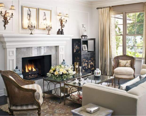 декор гостиной с камином
