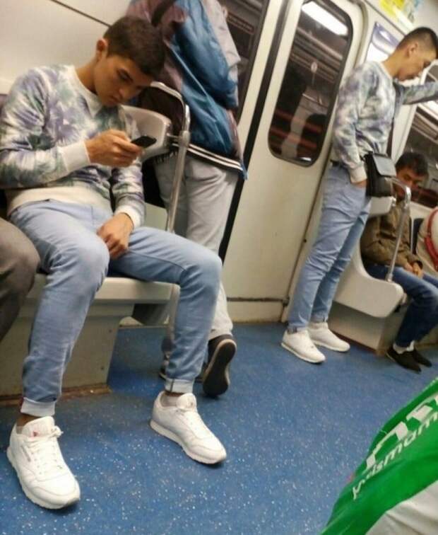 Чудаки и модники из метро