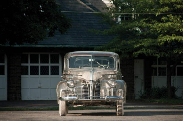 1939 Pontiac plexiglass ghost car 9