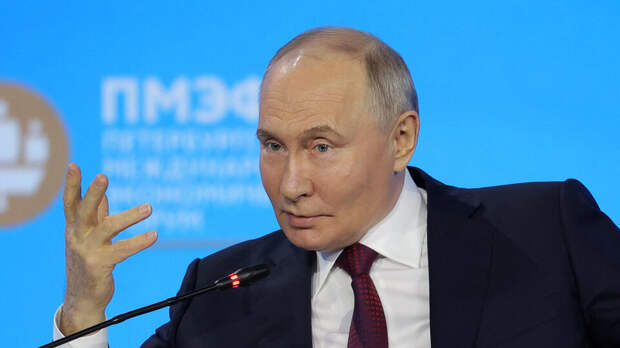 Захарова назвала заявления Путина о ядерном оружии абсолютно четкими