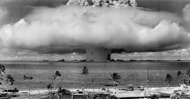 Ядерные испытания на атолле Бикини (1946 год)