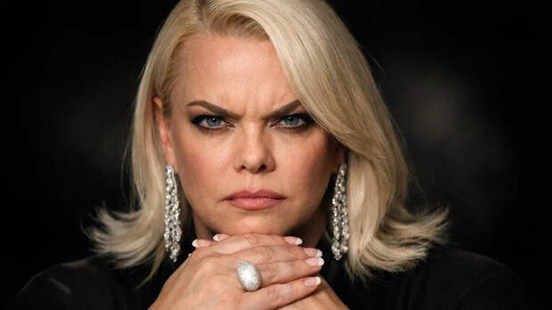 Мусульмане с вами разберутся: "Инфоцыганка" угрожает русским. Поплавская в бешенстве и молчать не стала